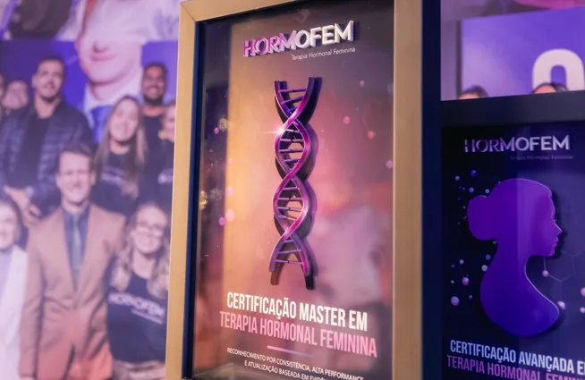 As placas de certificação do HORMOFEM