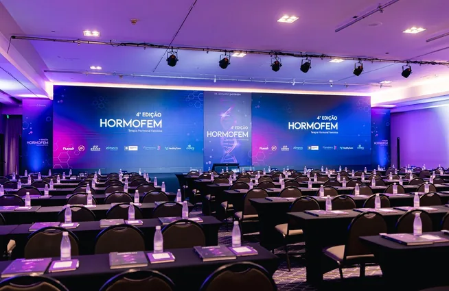 A sala montada antes de abrir as portas