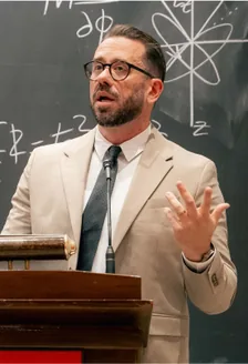 Dr. Diogo Viana